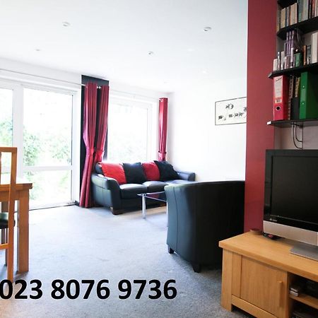 Honest University Apartment 2 Southampton Dış mekan fotoğraf