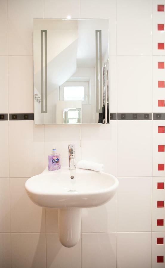 Honest University Apartment 2 Southampton Dış mekan fotoğraf